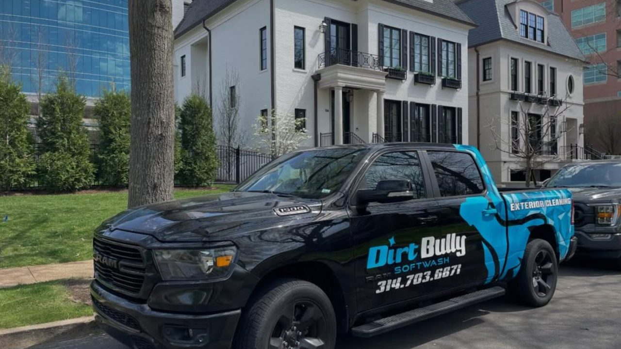 Dirt-Bully-truck